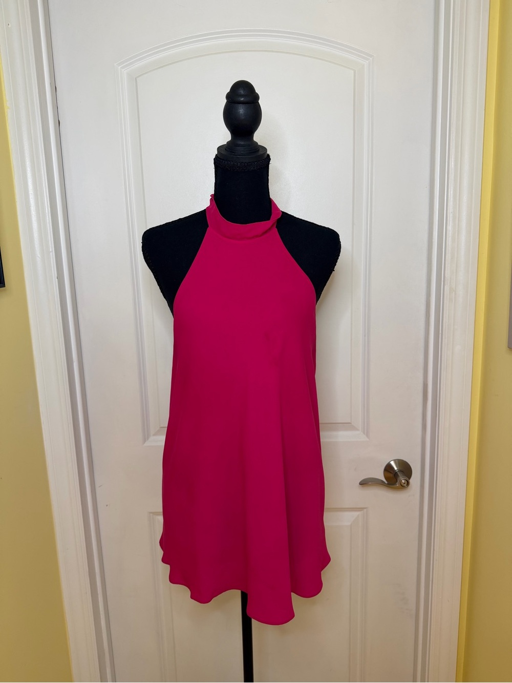 Reiss Rose Sleeveless High Neck halter Camisole in Fuchsia, size 10